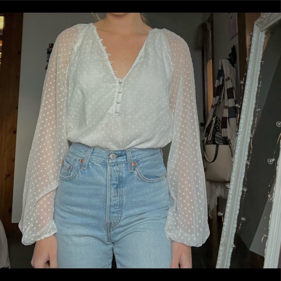 {{Brand new Abercrombie & fitch white body suit 🤍}} - Picture 3 of 3